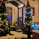 44 Slaska Apartmán *