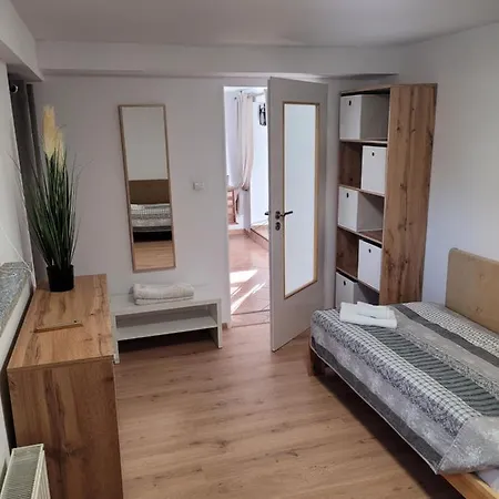 44 Slaska カミェンナ・グラ