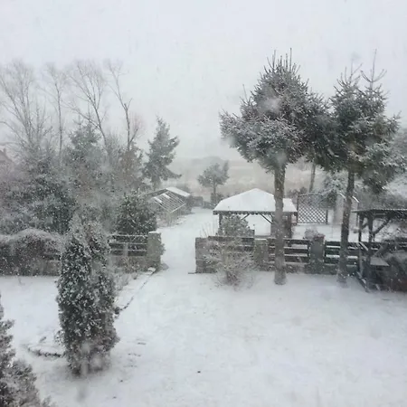 アパート 44 Slaska