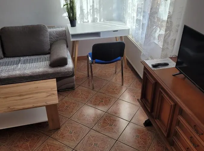 44 Slaska Apartment